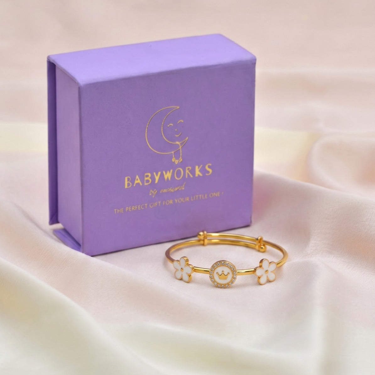Royal Crown Flowers Silver Kada