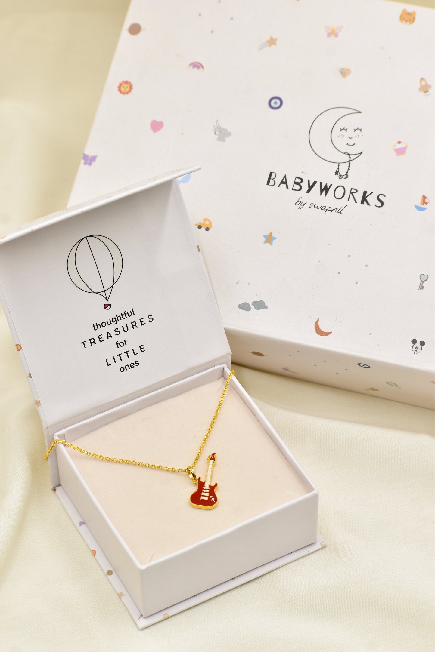 Guitar Silver Pendant With Chain