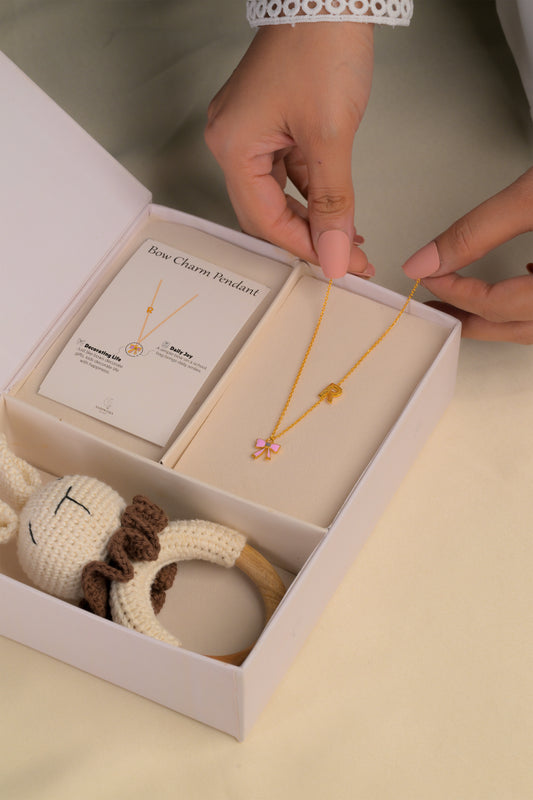 Initial Letter Bow Gold Pendant With Chain