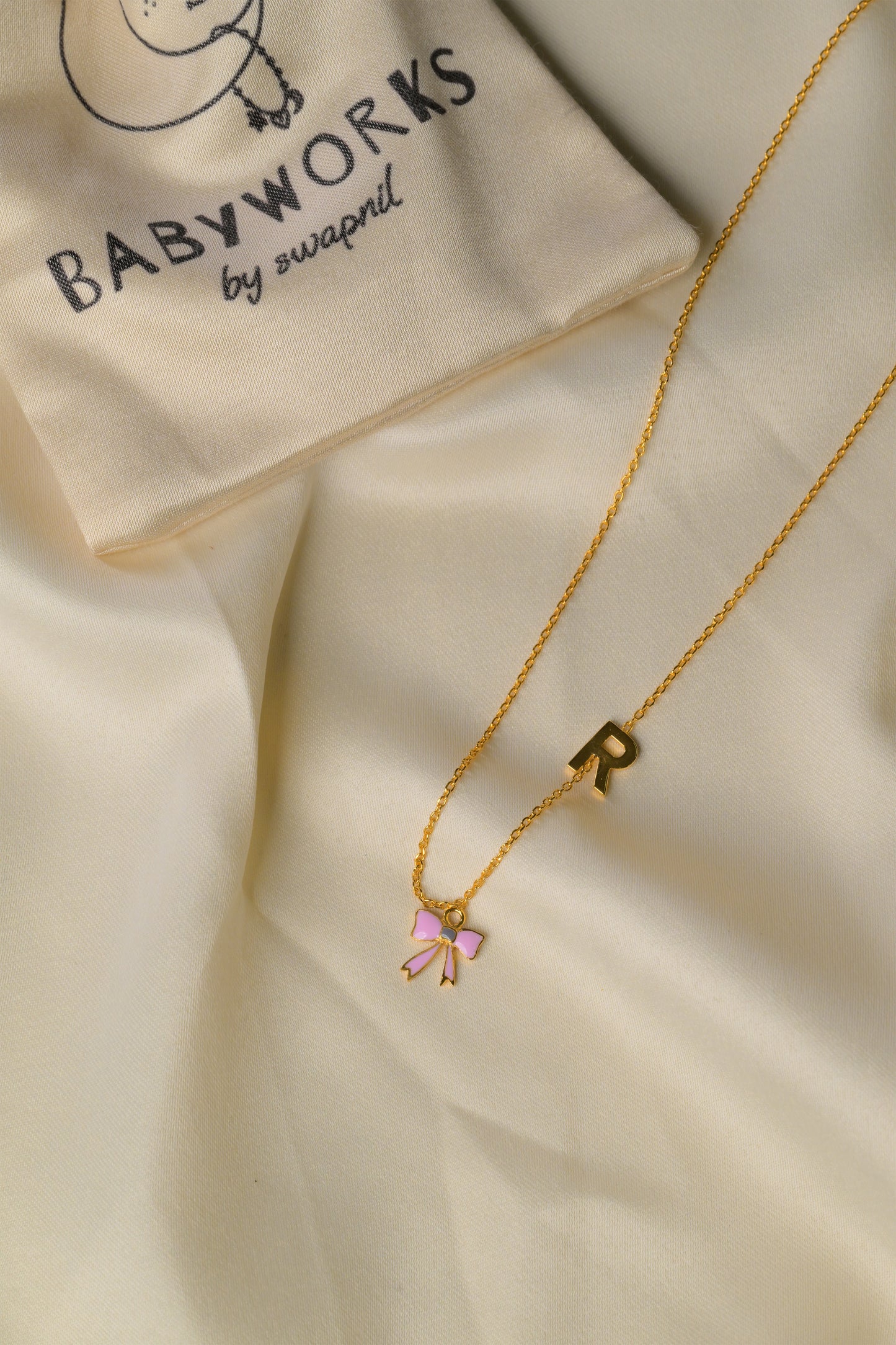 Bow charm Pendant With Chain Silver