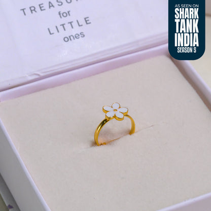 White Flower Silver Ring