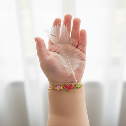 Heart Struck Silver Bracelet